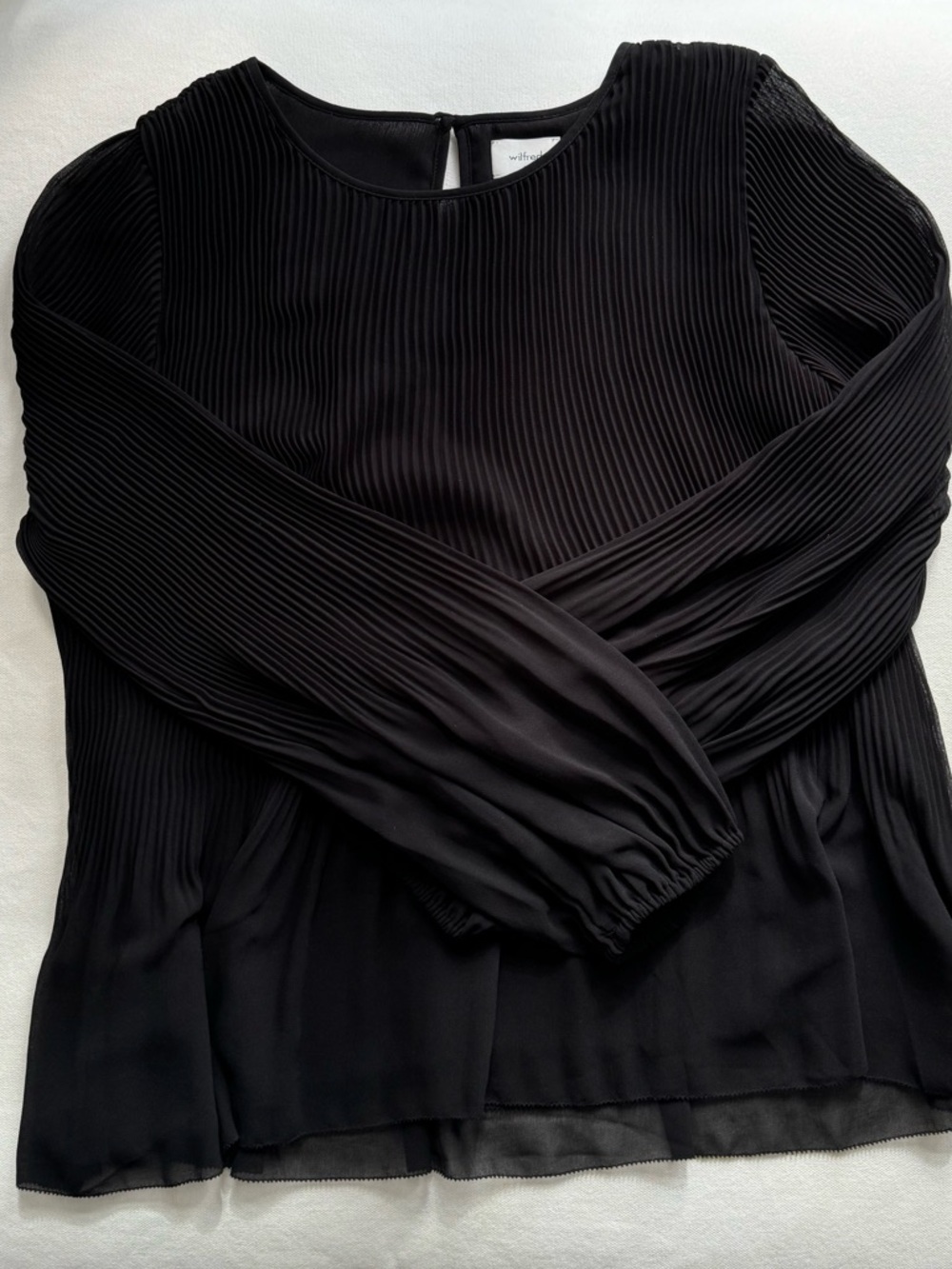 Black Pleated Long-Sleeve Women's Top